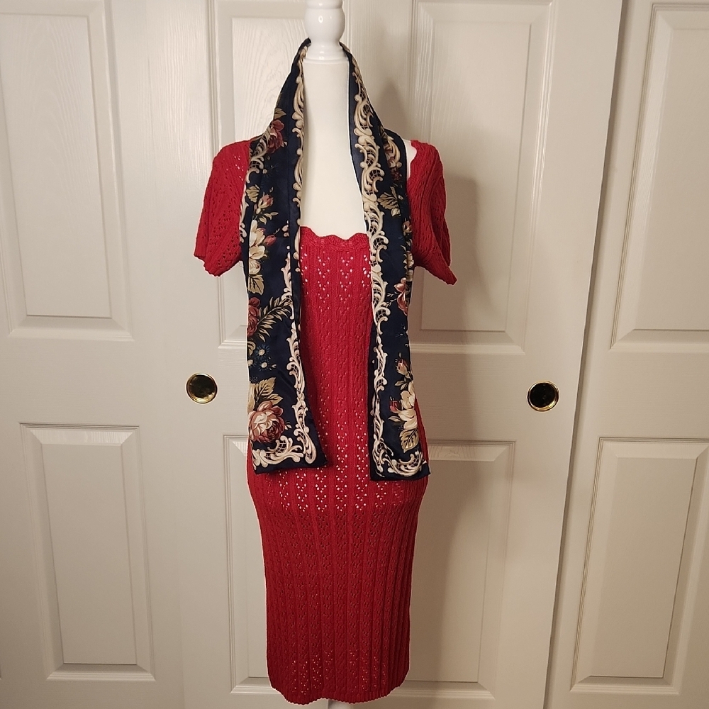 VTG MODA INT'L Red Knit Short Sleeve Scalloped Neckline Midi Dress Size S - Picture 14 of 15